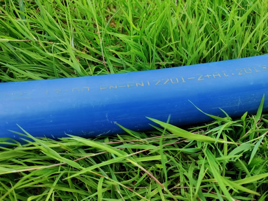 Rura wodna PE100 fi40x3,7 PN16 SDR11 niebieska 6mb