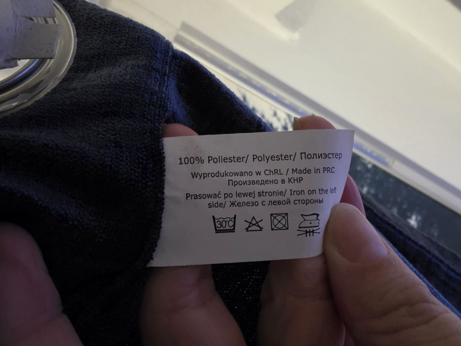 Zasłona przyciemniająca EUROFIRANY 140×240cm granatowa połyskująca