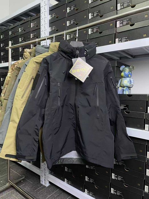 Jaqueta multifuncional Arc'teryx Por favorconsulte-me para mais detalh