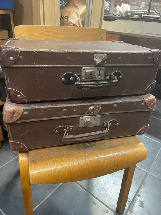 Dwie walizki PRL