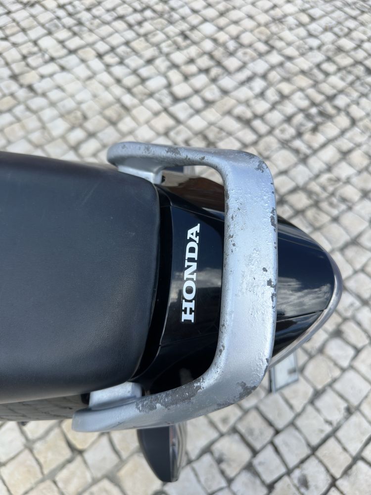CBR 125R de 2011