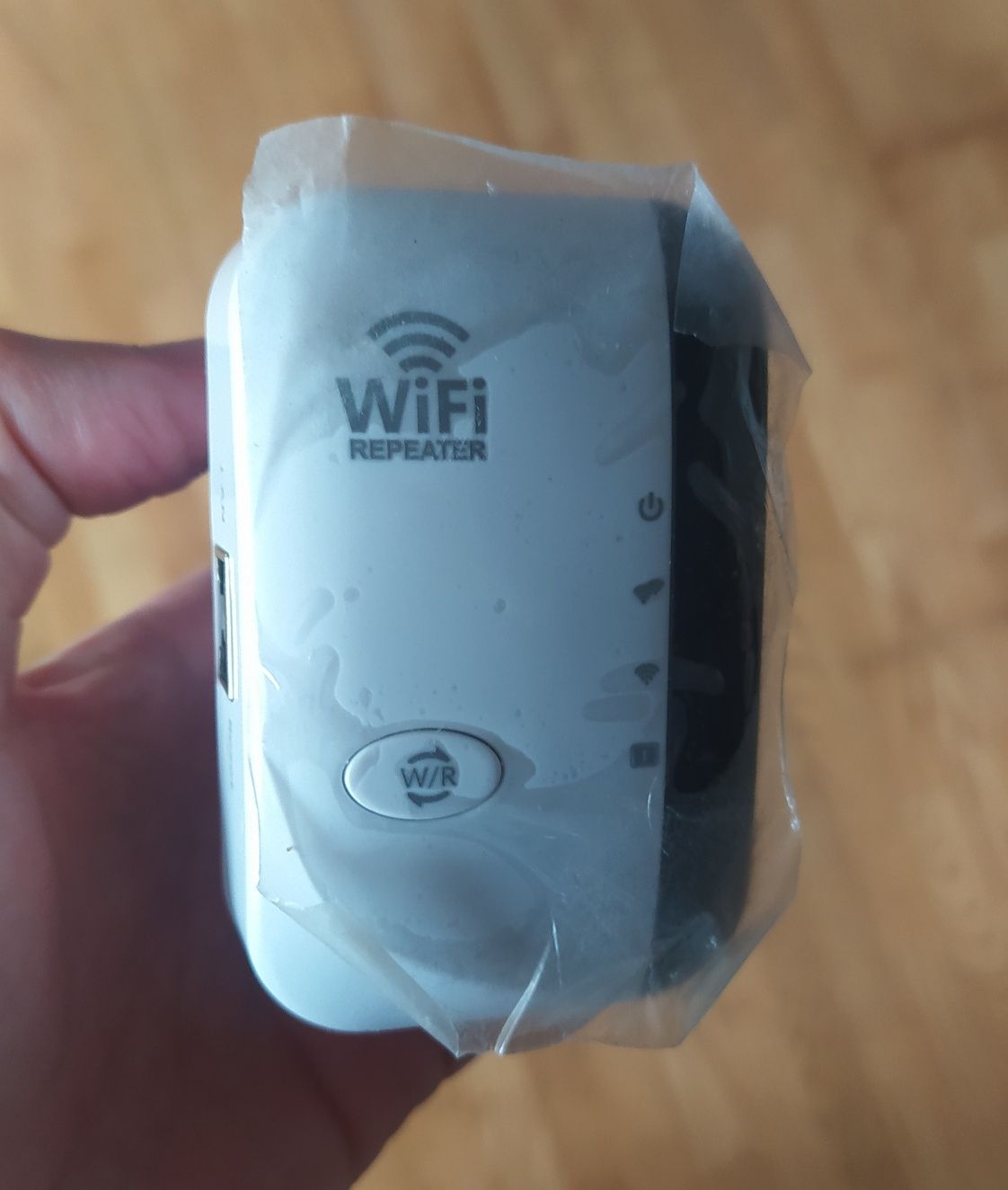Repeater WiFi wzmacniacz sygnału