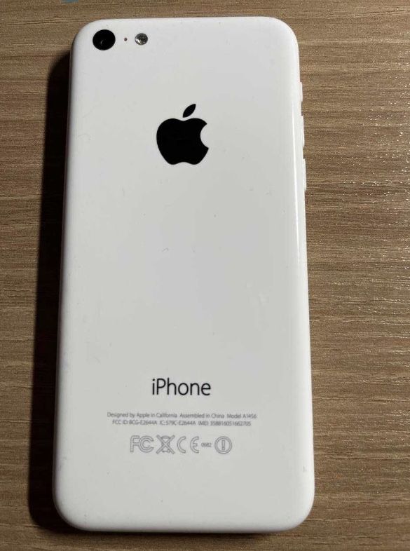 Apple iphone 5C робочий