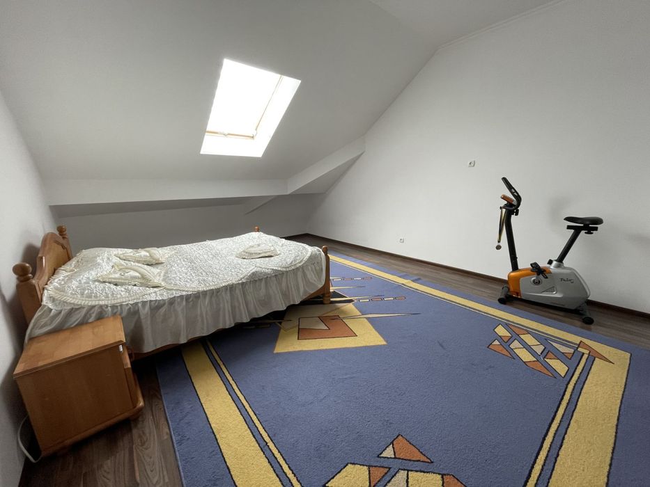 Двокімнатна квартира в Ворзелі.