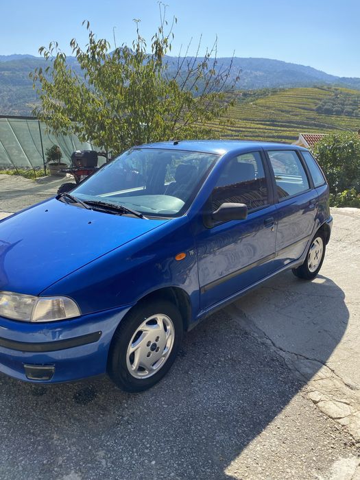 Fiat Punto 75 em bom estado