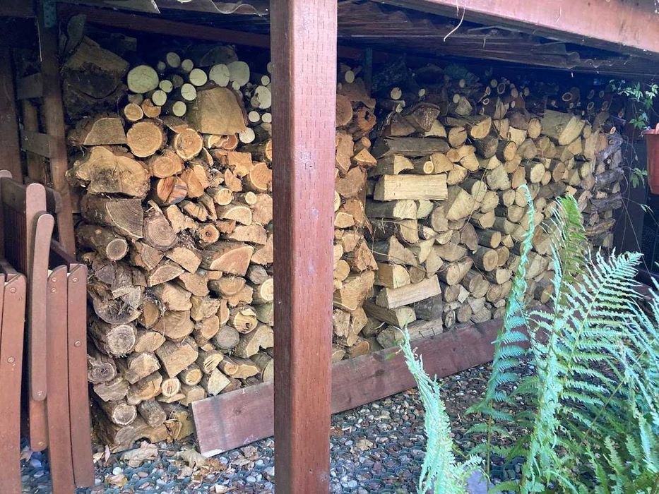 Drewno kominkowe ok. 4,5 m3 (grab, akacja, brzoza, buk)