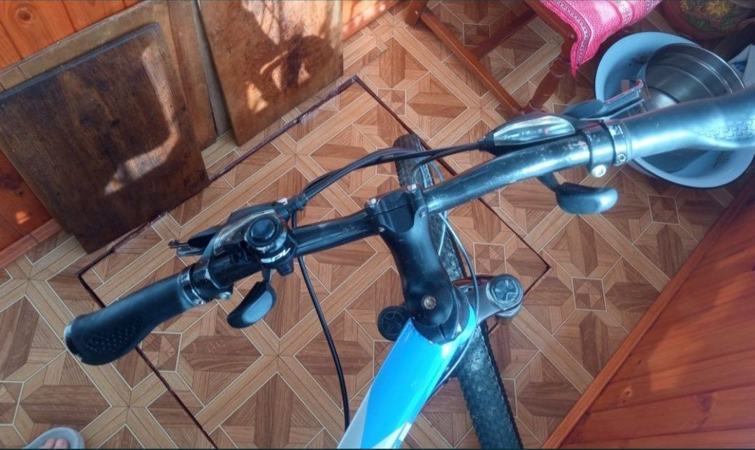 Спортивний велосипед