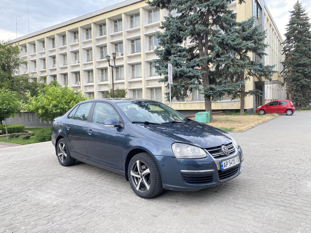 Продам Volkswagen Jetta