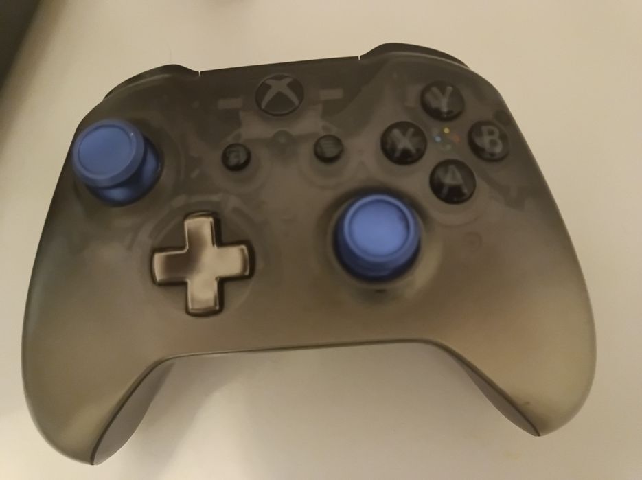 Xbox One S plus 15 gier i dwa pady OKAZJA