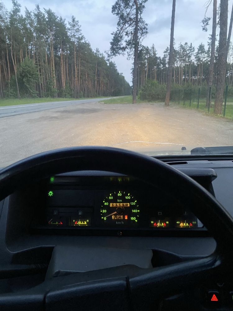 Таврія 1102 Люкс