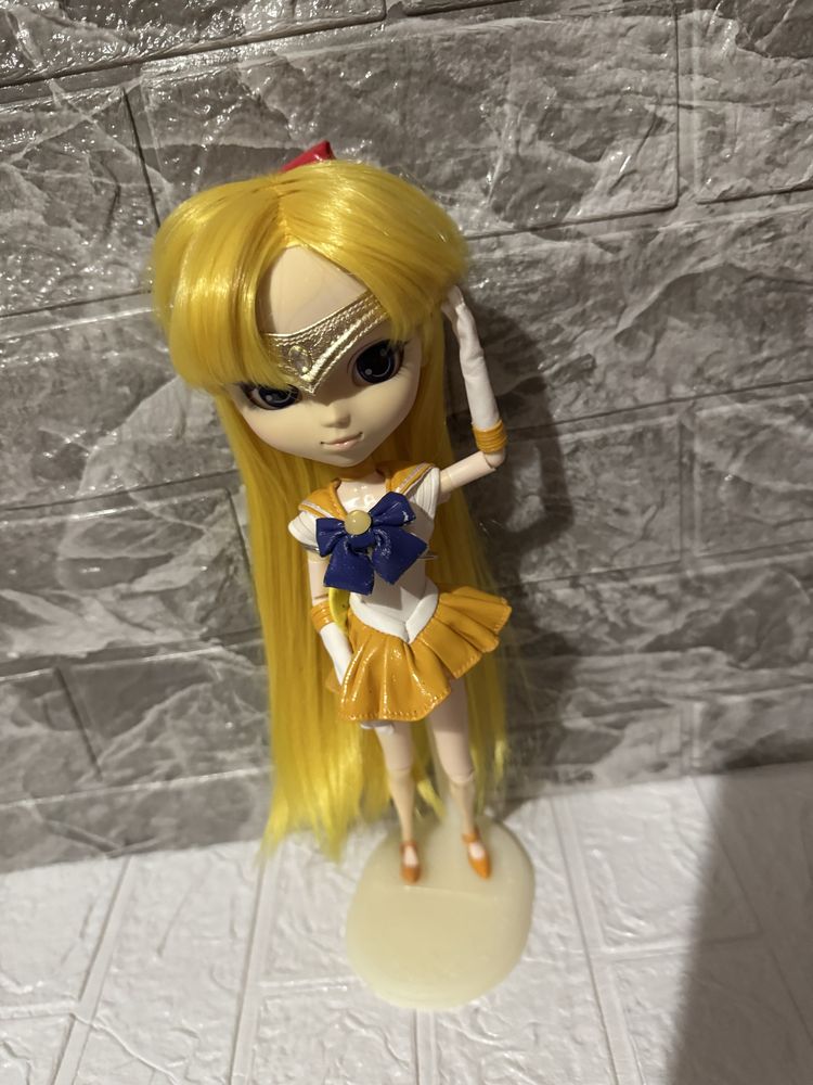 Pullip Sailor Venus (Sailor Moon) Пулліп Монстр хай Барбі