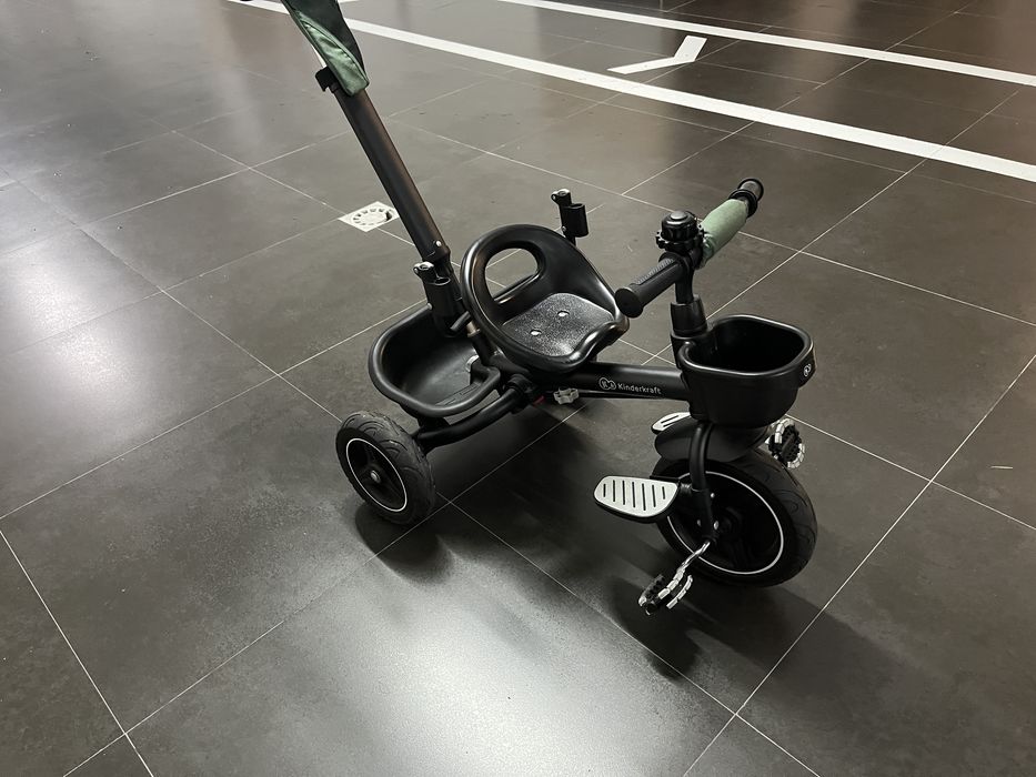 Kinderkraft Spinstep Tricycle