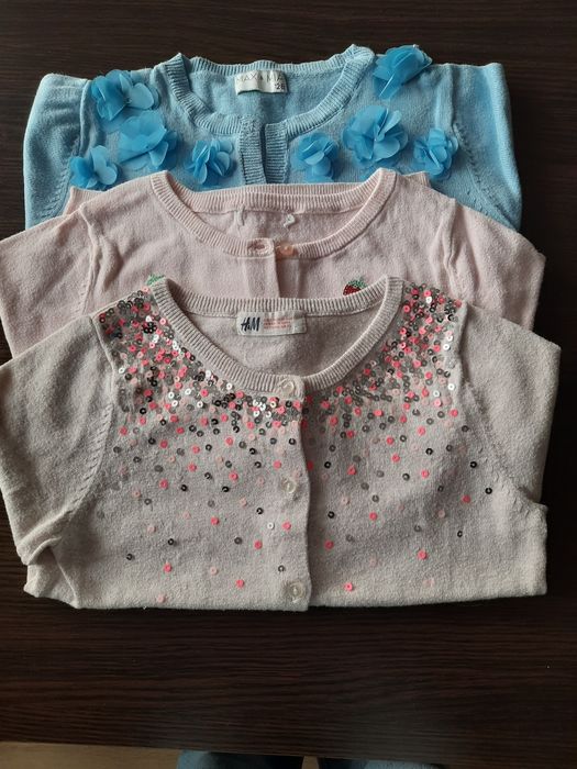 Sweterki rozpinane 122/128