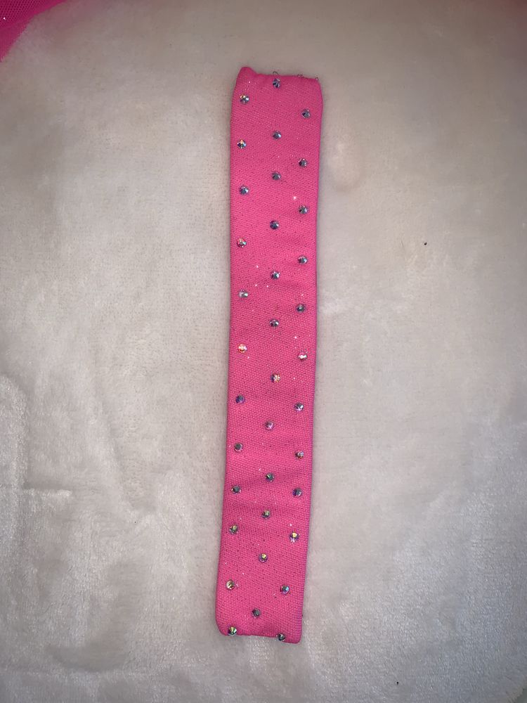 Vendo fato de prova de patinagem artistica
