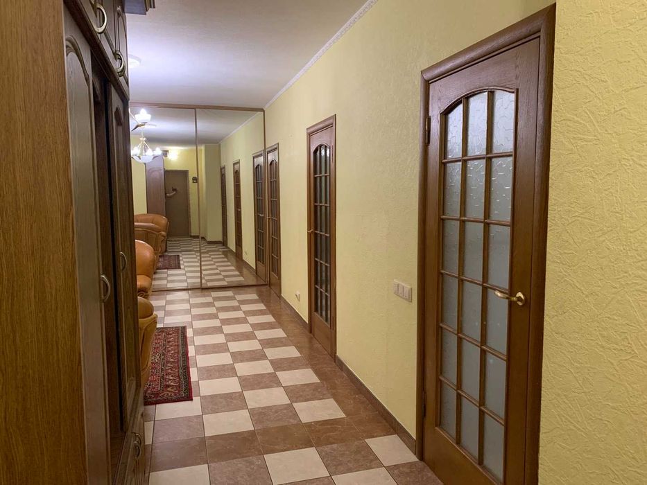 3-к Метро Деміївська. 117 м2. Сапер-Слобід. 22. Поверх 5. Леруа Мерлен