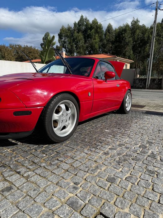 Mazda MX-5 NA “Miata”