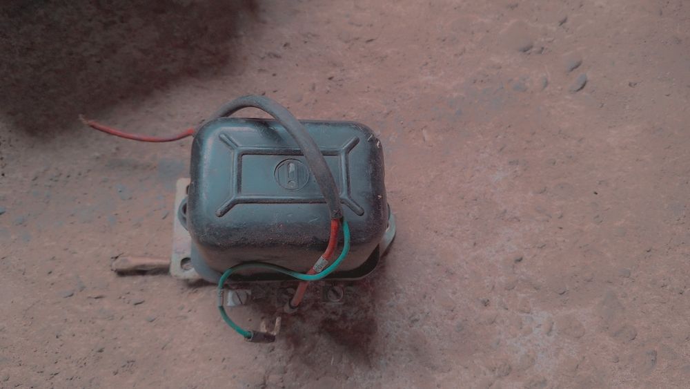 Pradnica c-330 z regulatorem napiecia