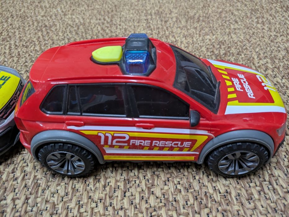 Carrinhos Dickie Toys - Polícia & Bombeiros com Luzes e Som