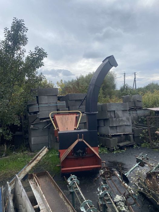 Подрібнювач деревини (щипоріз)