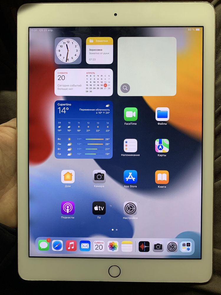 Планшет Apple iPad Air 2 Gold 64gb акб 94% ios 15.8.2 viber zoom