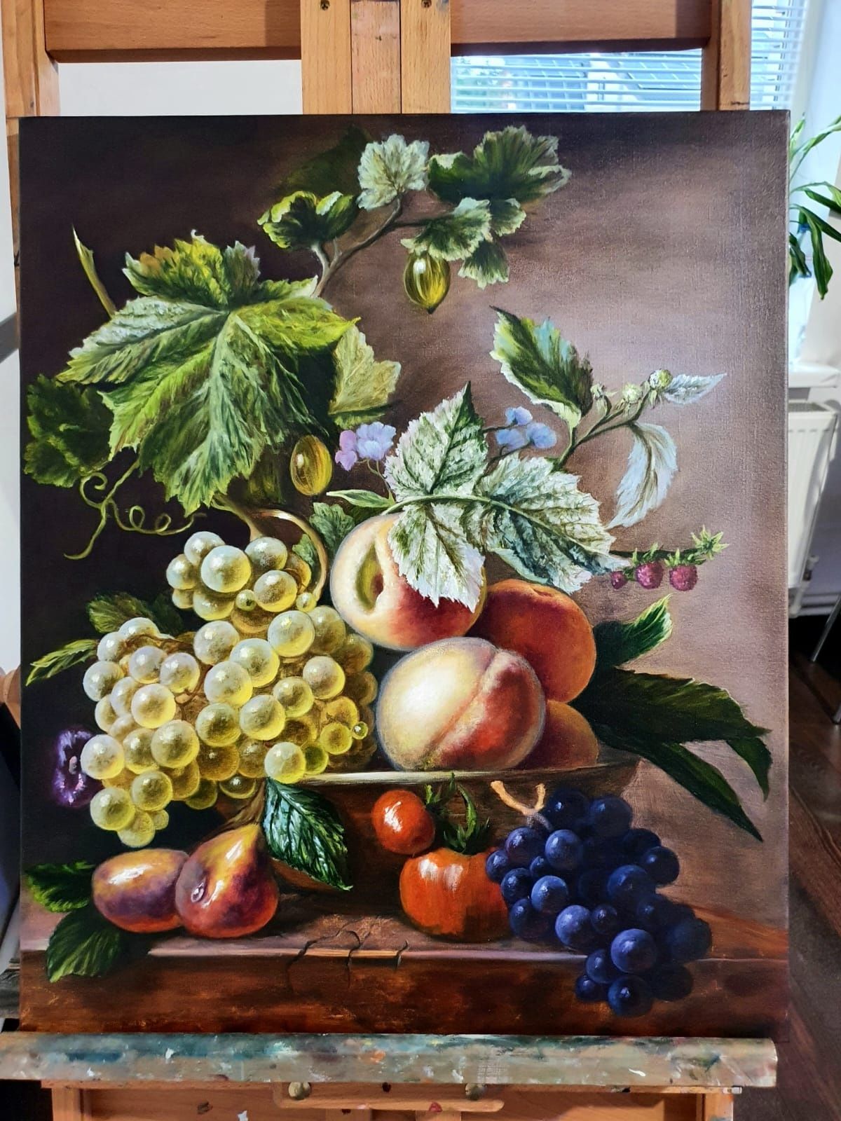 Картина фламандський натюрморт з персиками, виноградом та малиною