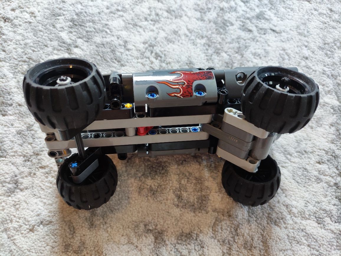 LEGO 42090 Technic - Monster truck złoczyńców 100% kompletny