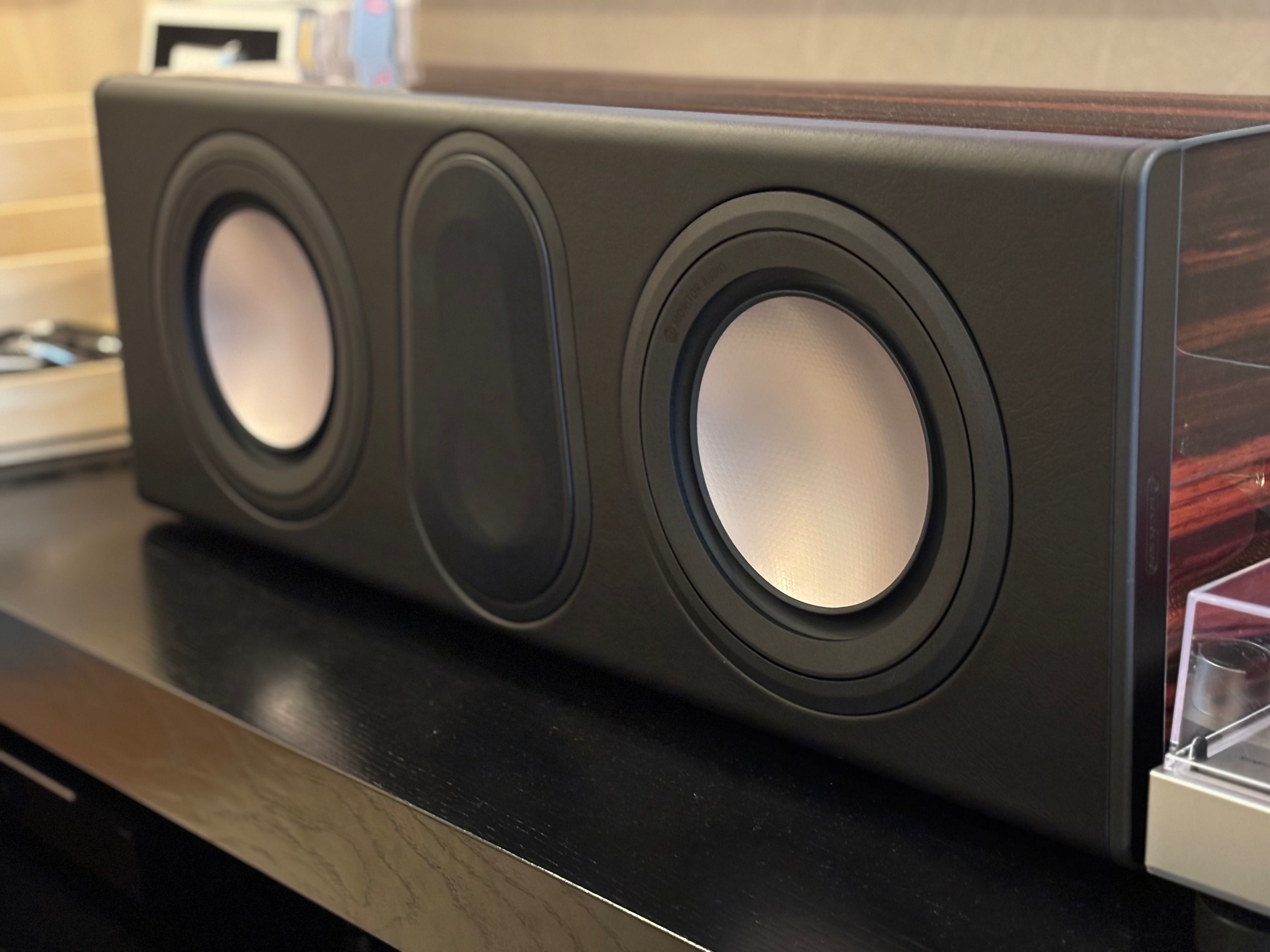 Coluna Central Monitor Audio Platinum PLC350 II - NOVA - PVP 4900 EUR