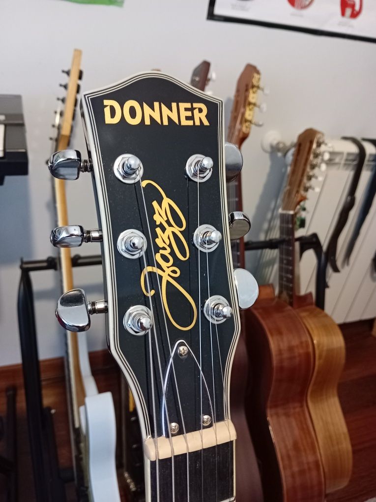 Guitarra Semi-Acústica Donner