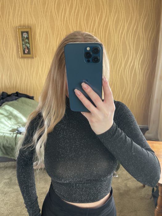 кофта xs, s чудовому стані