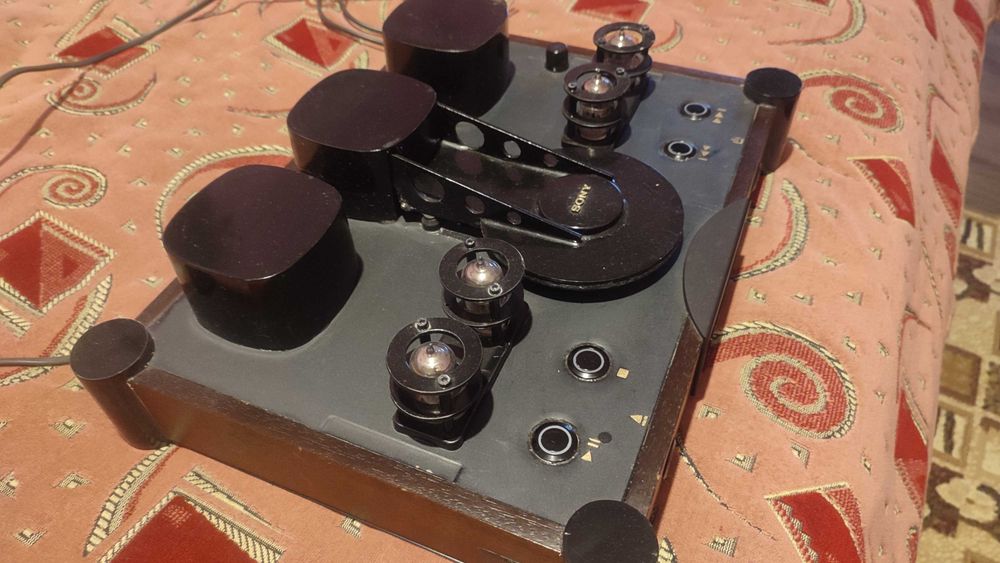 Ламповий програвач компакт дисків