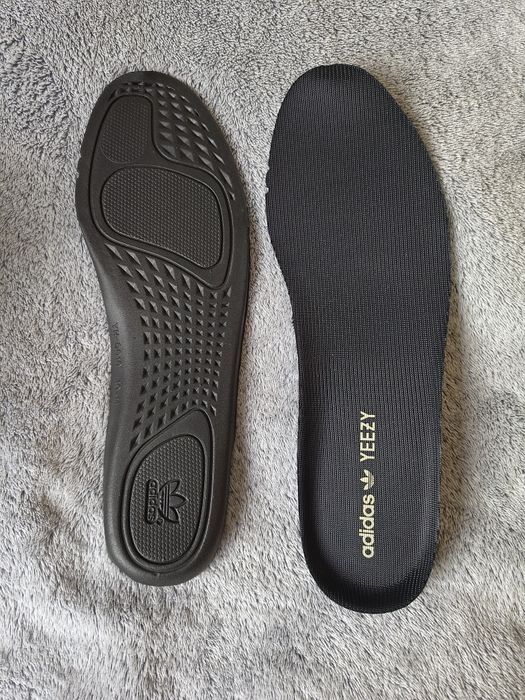 Adidas Yeezy Boost 350 V2 Core Black White 45 rozmiar