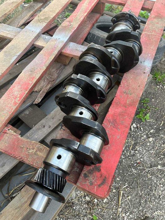 Колінвал, оригінал ЮМЗ(Д-65)