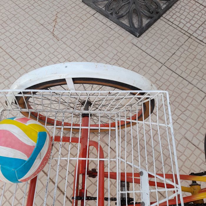 Triciclo adulto executado em fábrica em Aveiro.