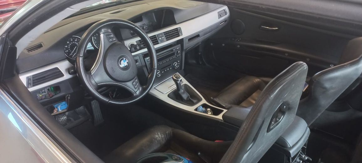 Bmw e92 325i convertido