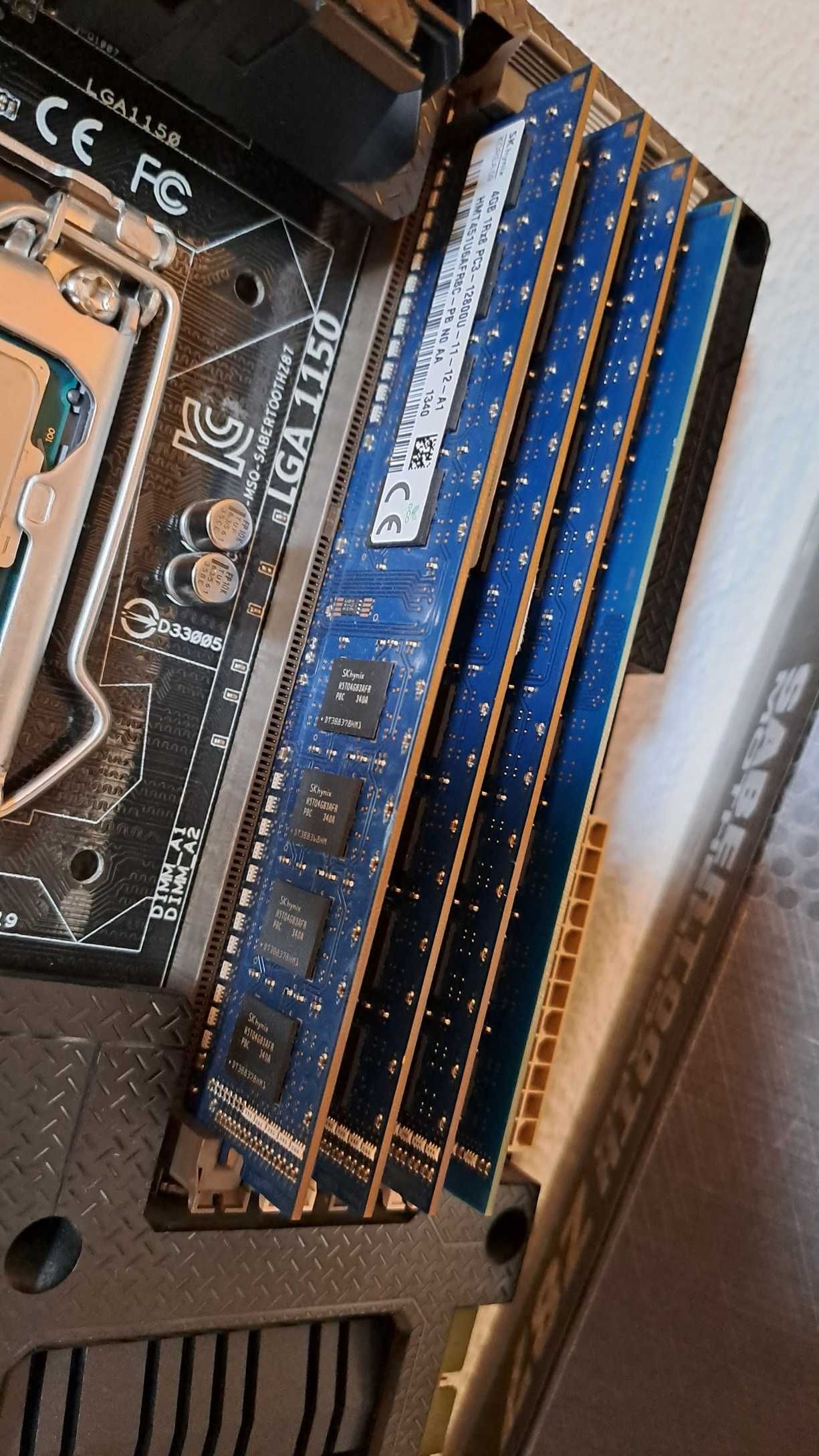 Bundle Core i5-4590 / Board Asus Z87 Sabertooth / 20GB DDR3 Hynix