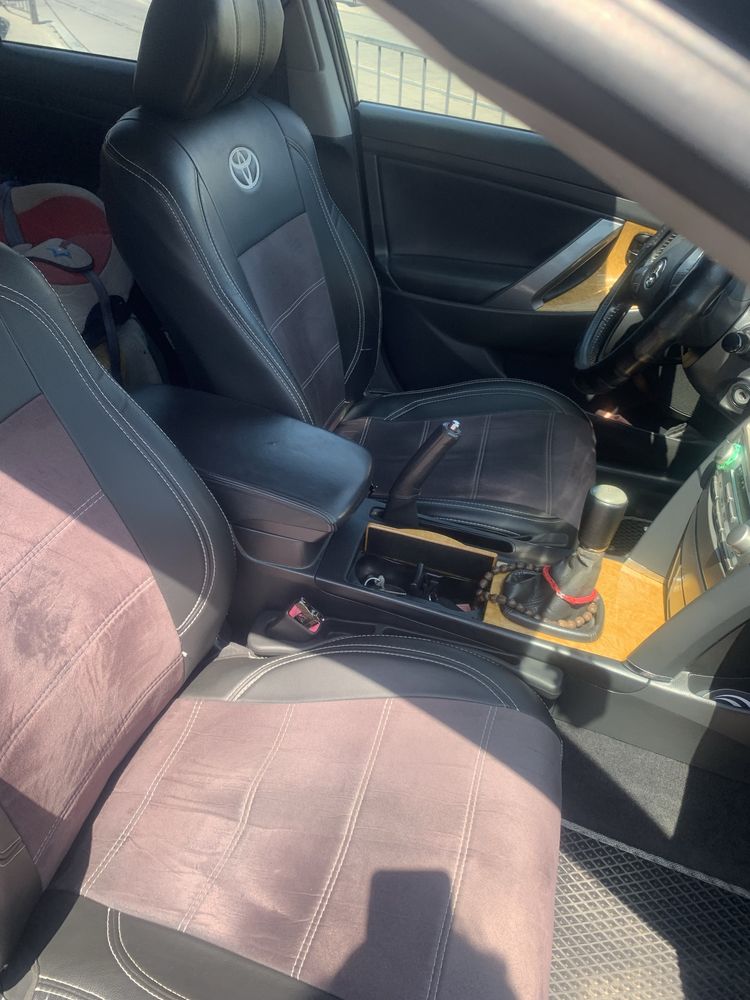 Продам Toyota Camry 40