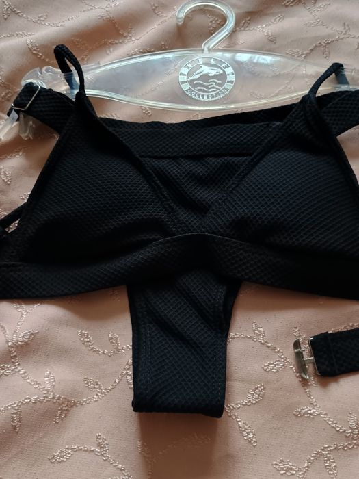 Роздільні жіноча купальники