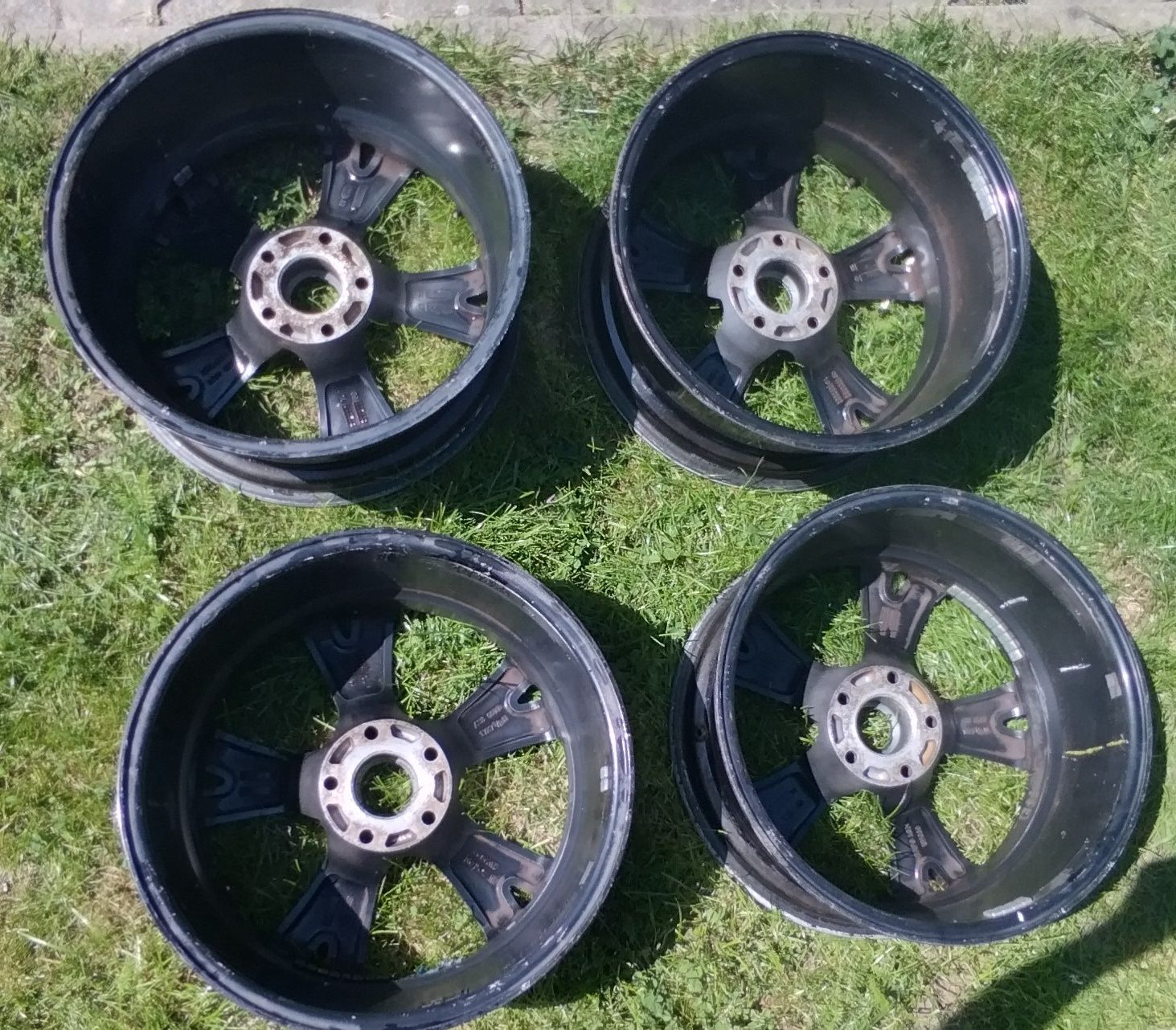 Komplet Felg , R17 , 5x112 , do A4 B8 , ET 35