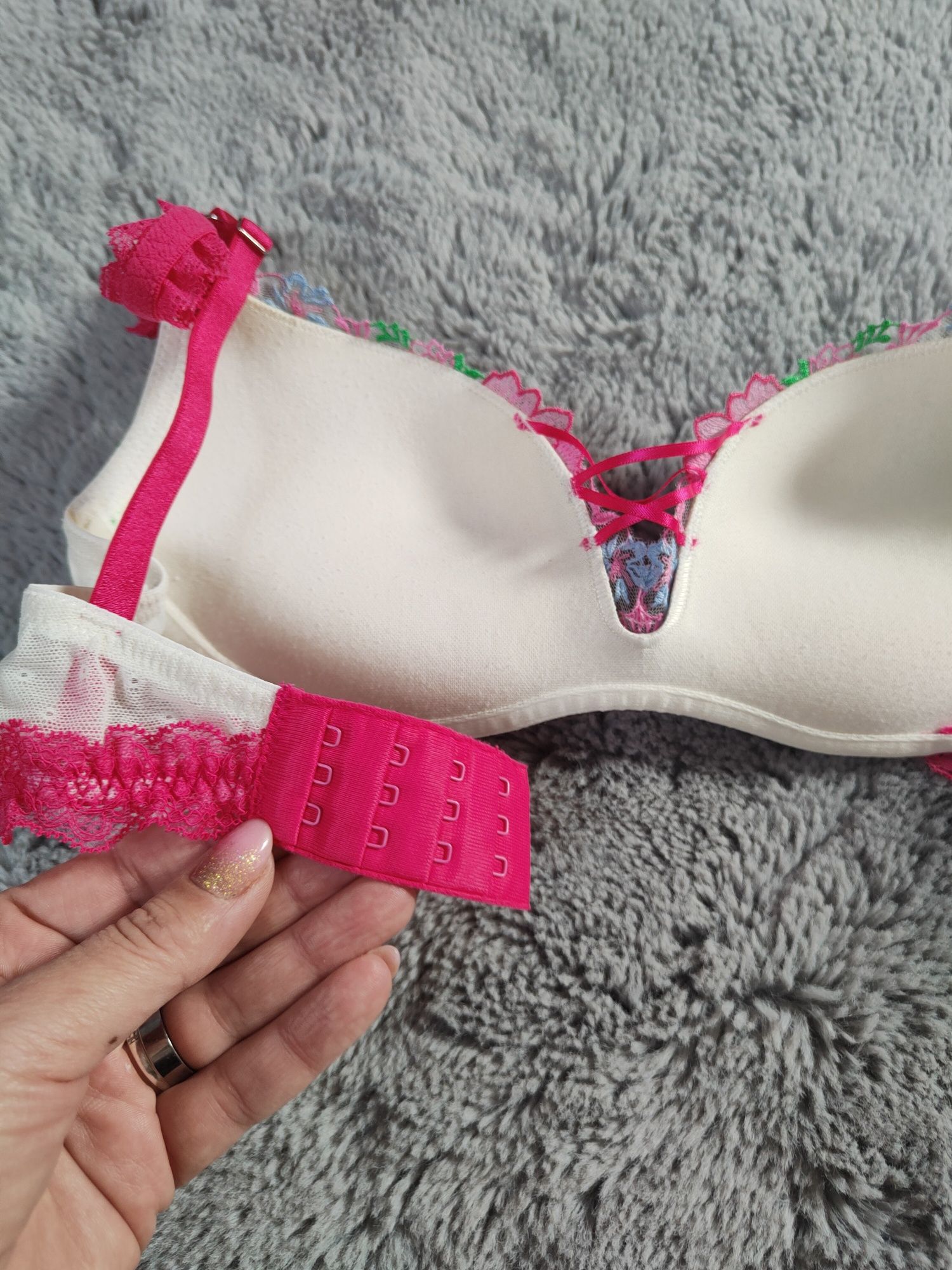 Biustonosz 75C Intimissimi