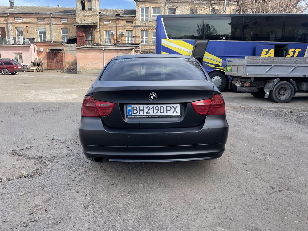 Продам BMW 3 2008