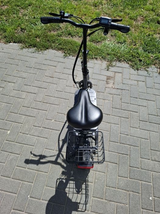 Hulajnoga elektryczna