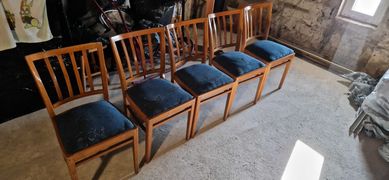 Komplet 5 ładnych krzeseł drewnianych PRL