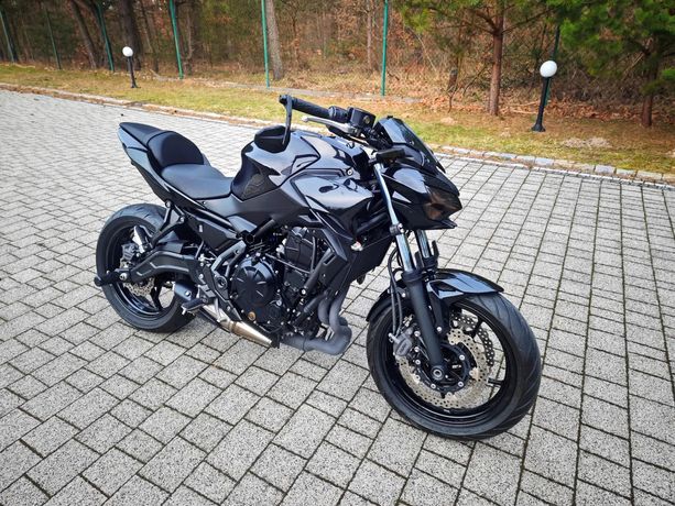 Kawasaki Z 650 "Full BLACK"