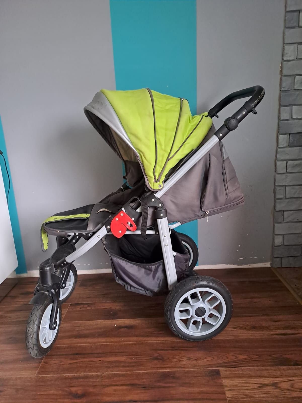 Wózek spacerowy camarelo