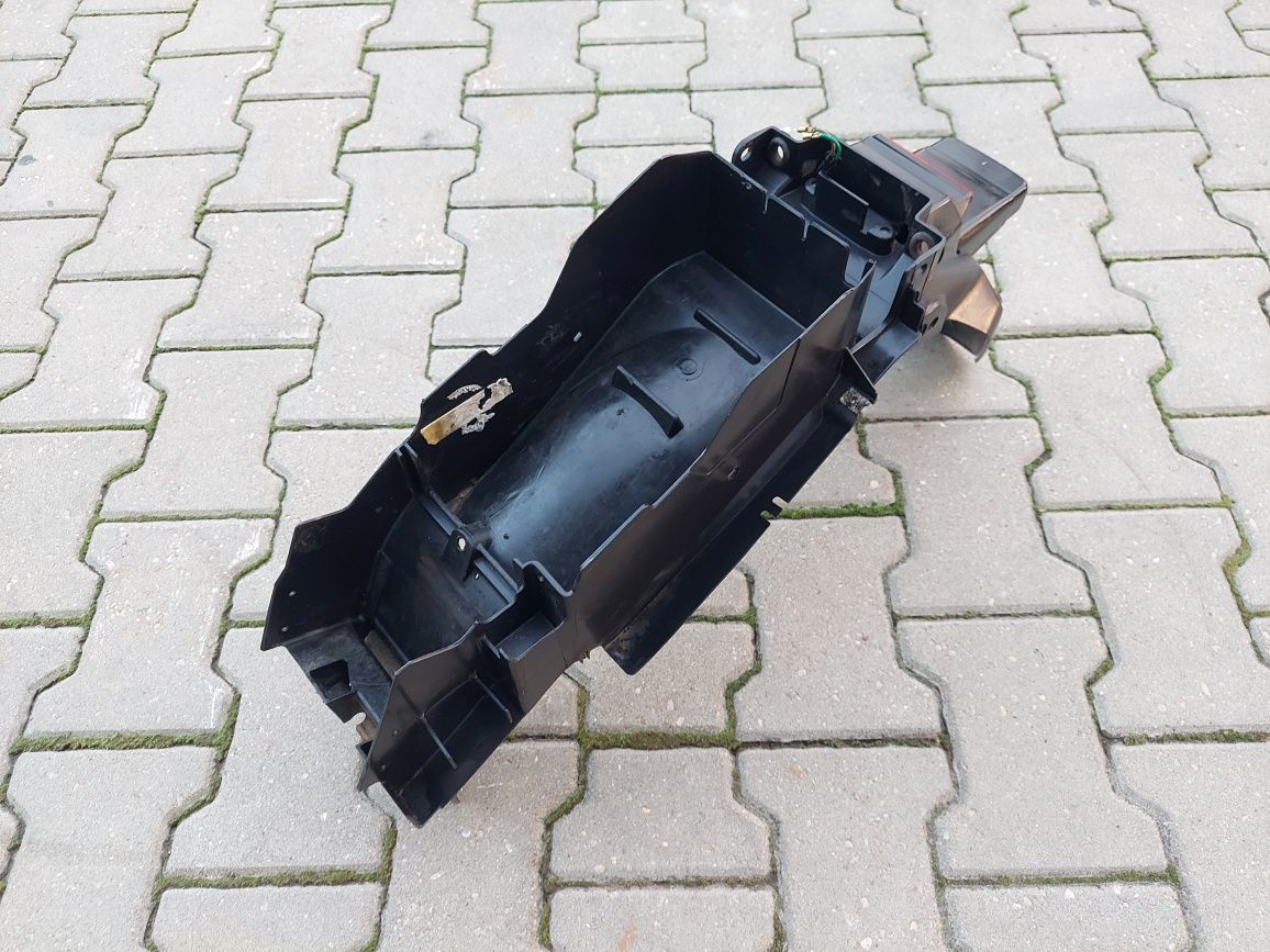 Nadkole Honda CBR 125 Tył Tylne błotnik Chlapacz osłona koła wypełnien