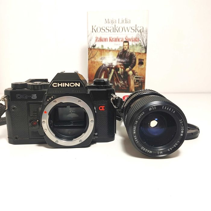 Analogowa Lustrzanka z priorytetem migawki KONICA TC-X z Sigma 35-70