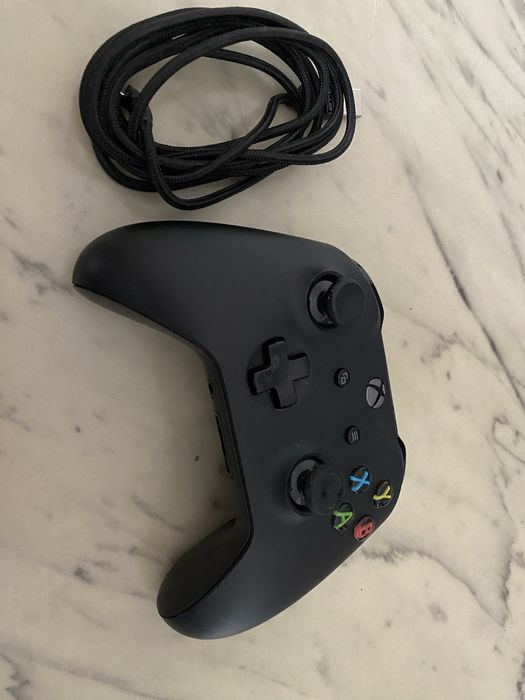 Pad Xbox Series / Xbox One – oryginał – stan dobry