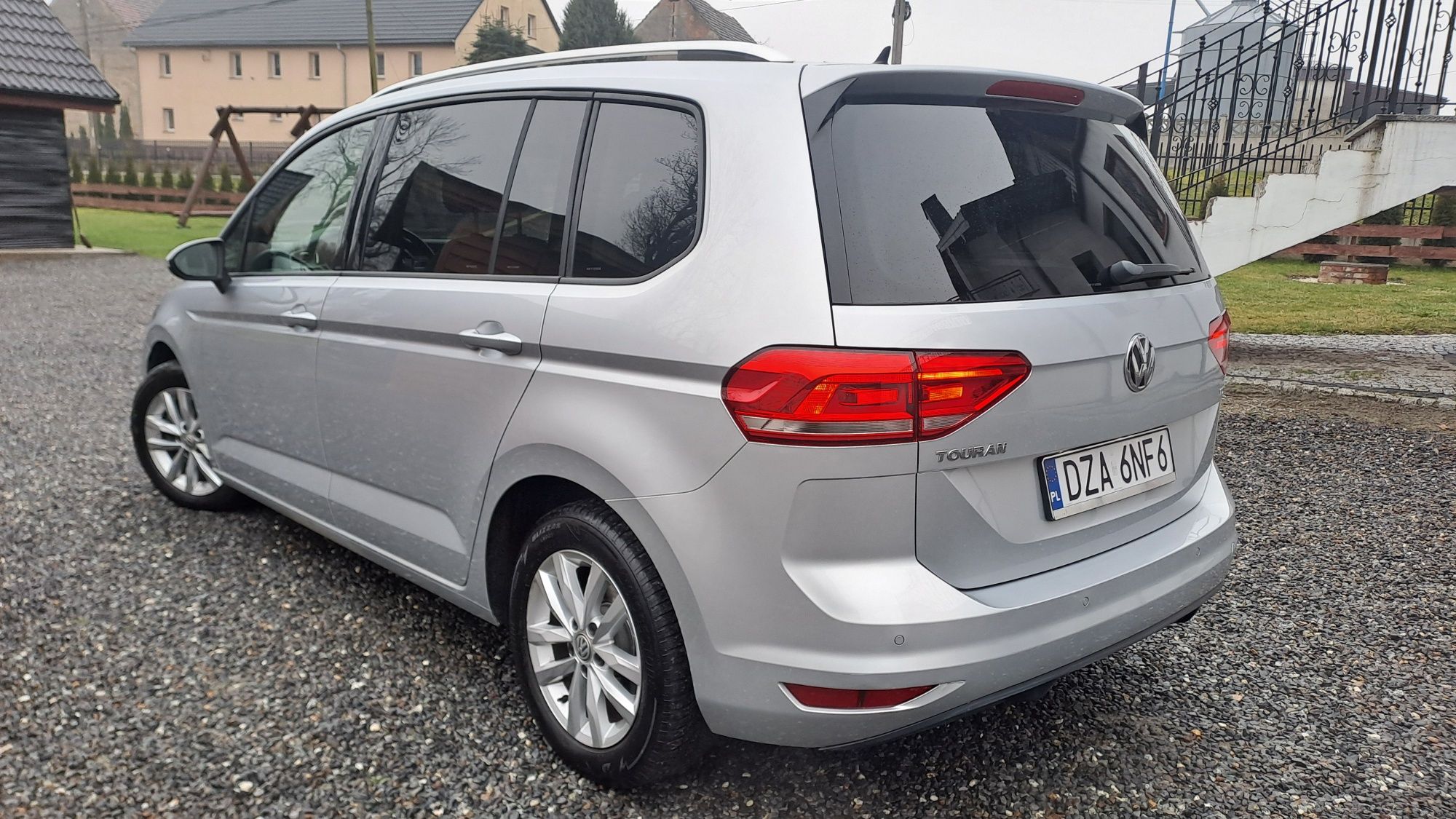 Volkswagen Touran 1.6 TDI *ZADBANY*