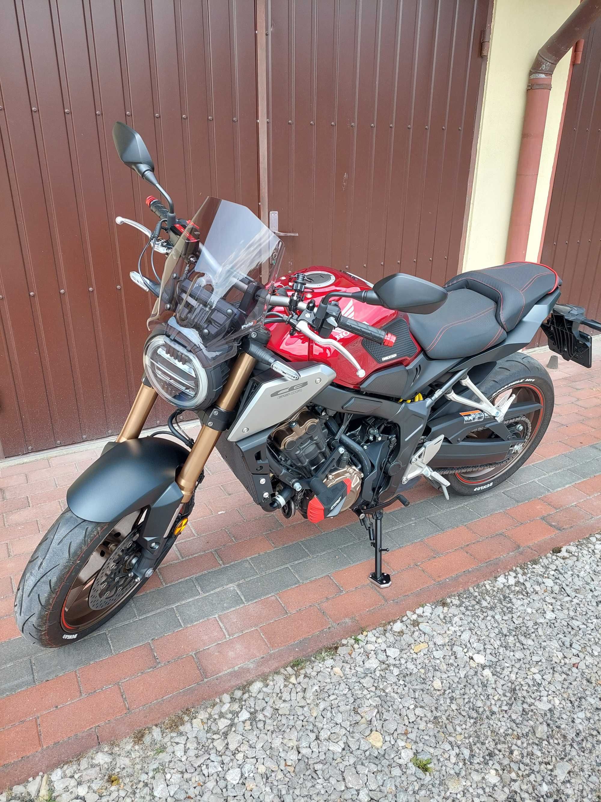 Motocykl HONDA CB650R