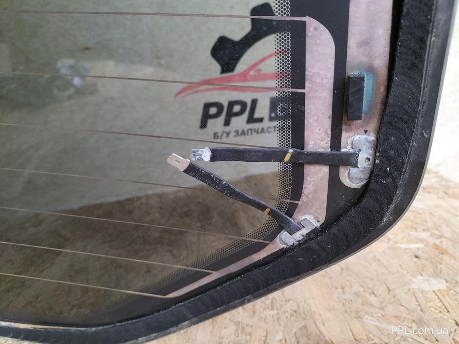 Ford Transit Tourneo Connect Mk2 II 13-21 Стекло двери заднее левое